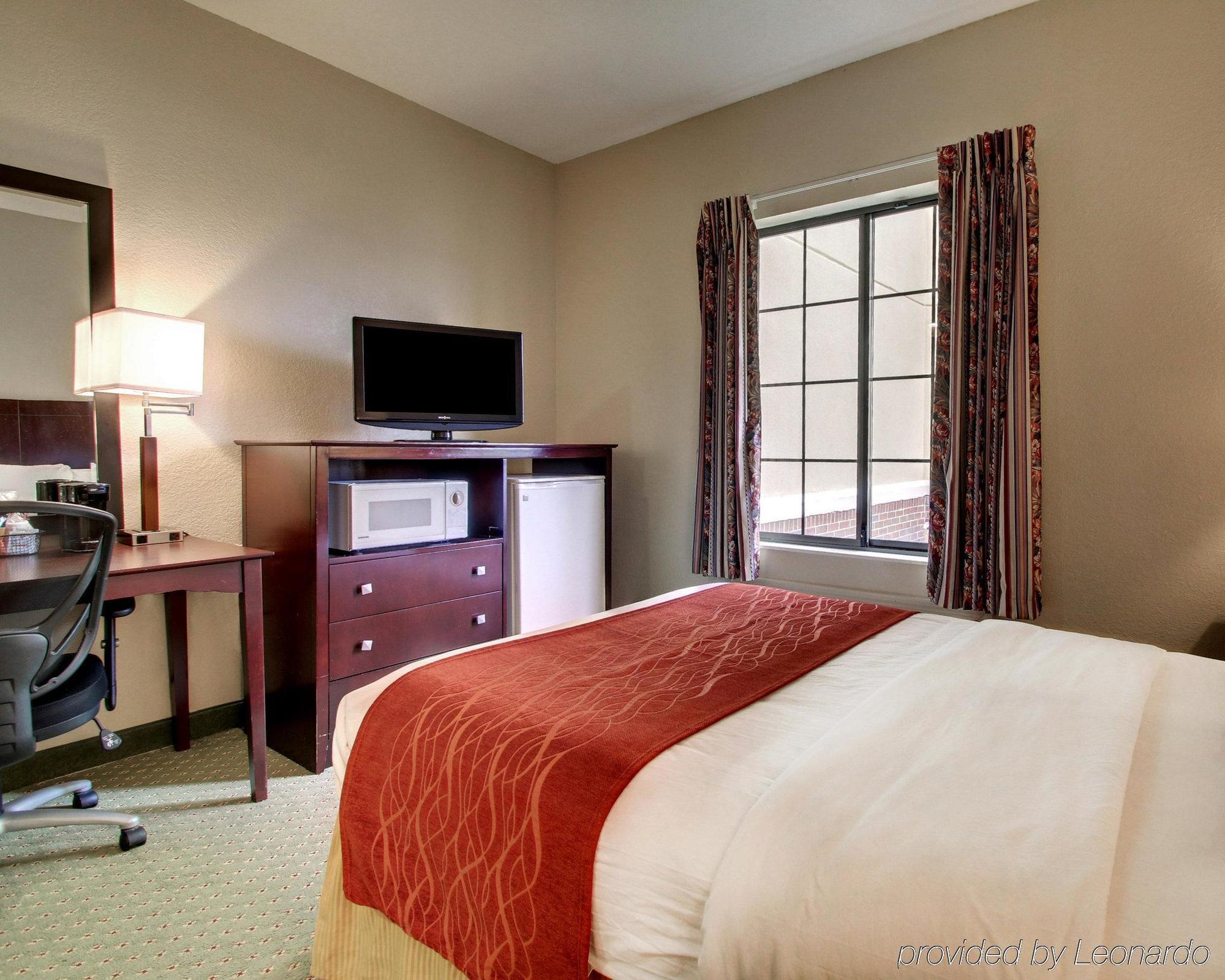 Columbia Inn & Suites エクステリア 写真