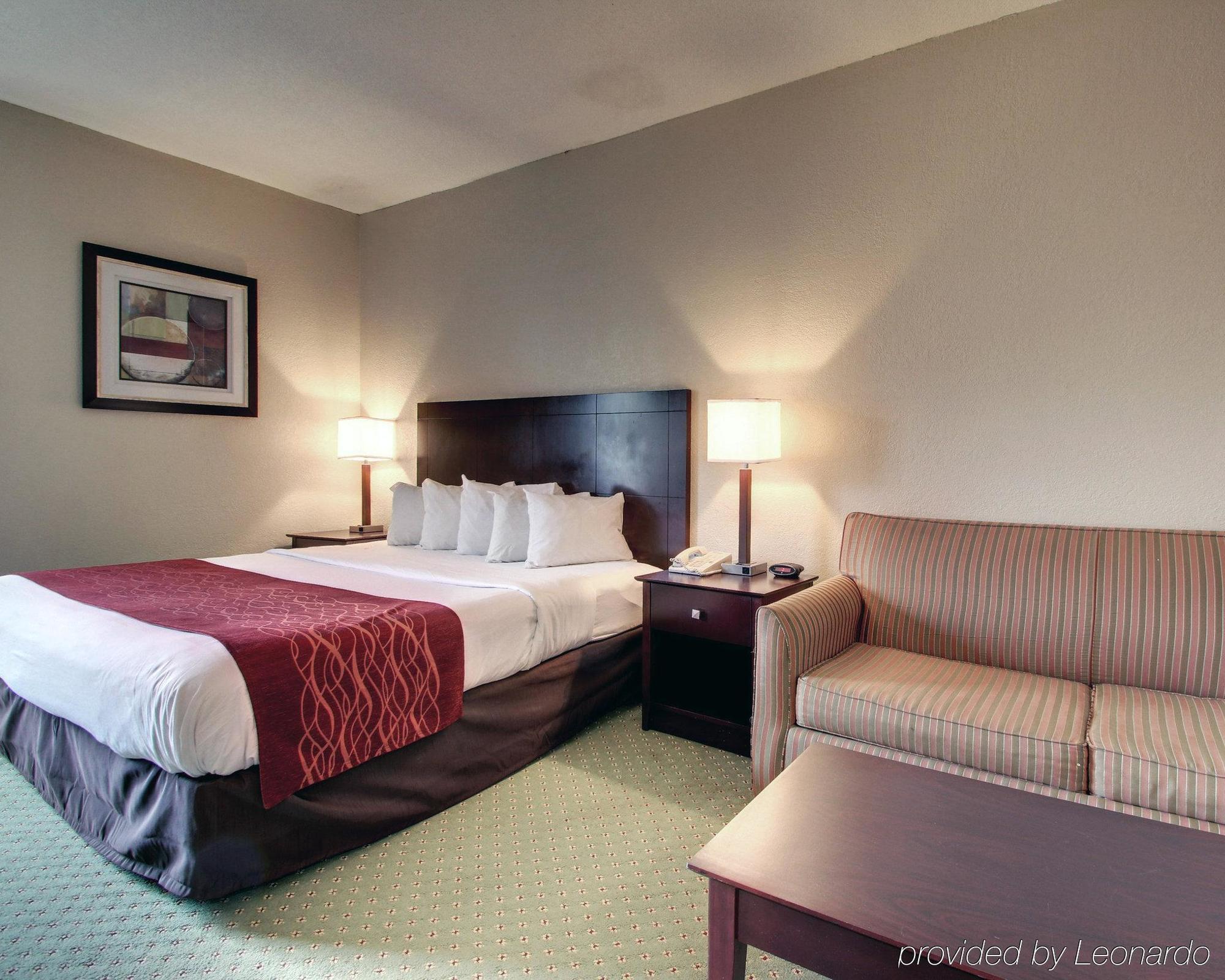 Columbia Inn & Suites エクステリア 写真