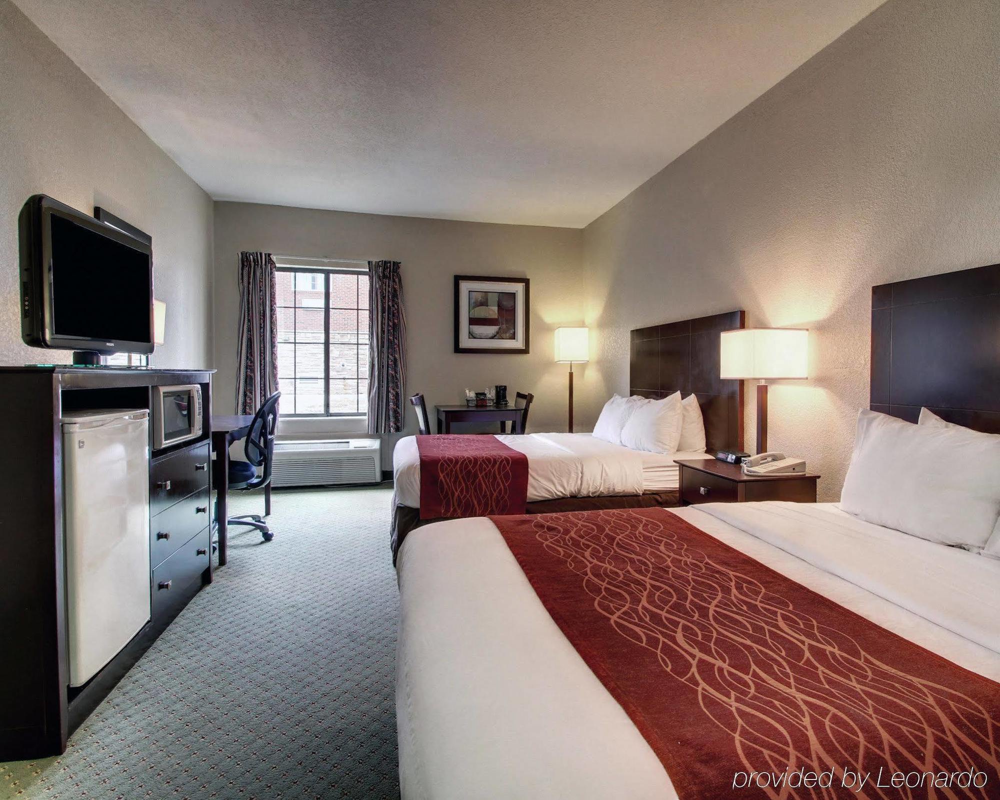 Columbia Inn & Suites エクステリア 写真