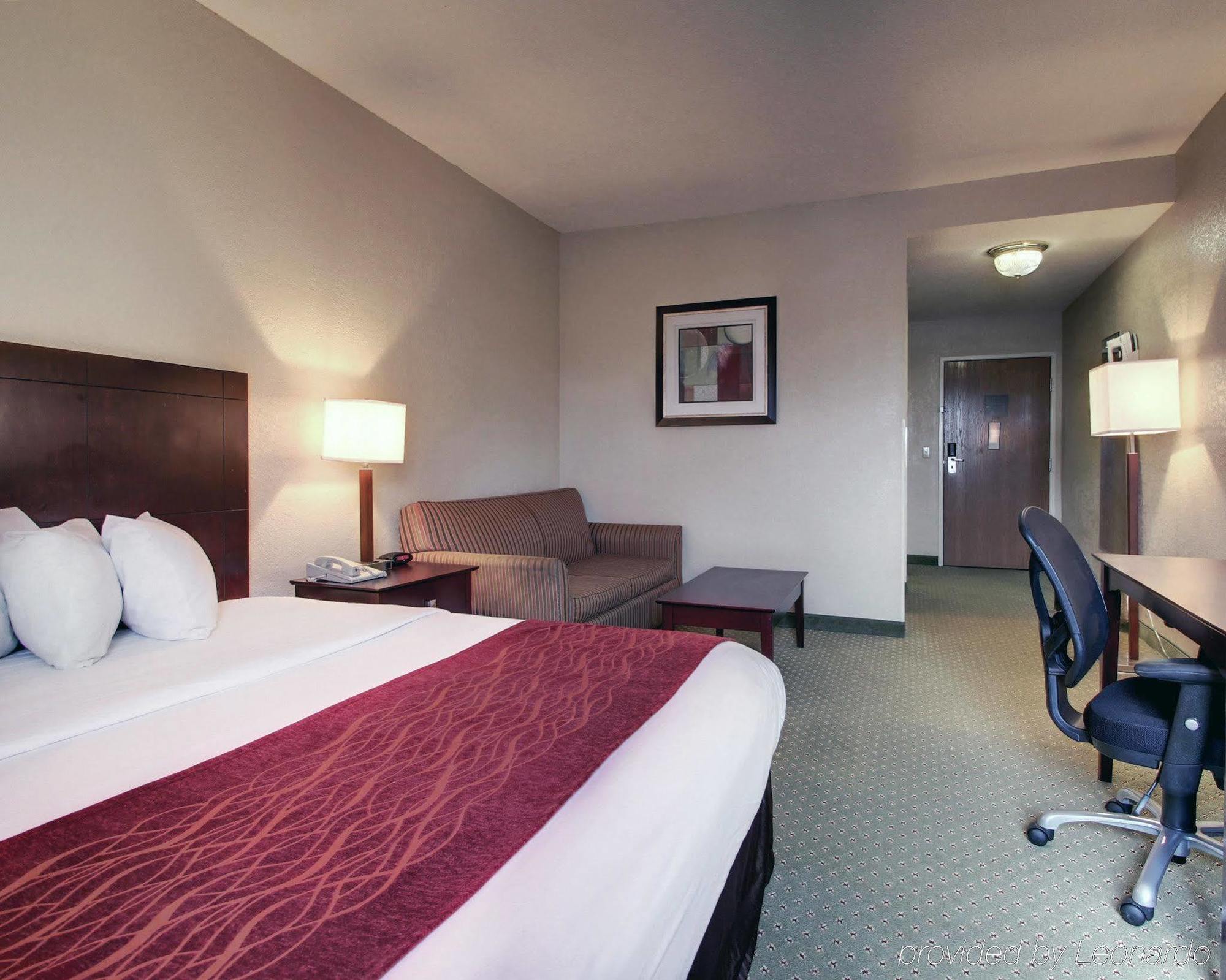 Columbia Inn & Suites エクステリア 写真